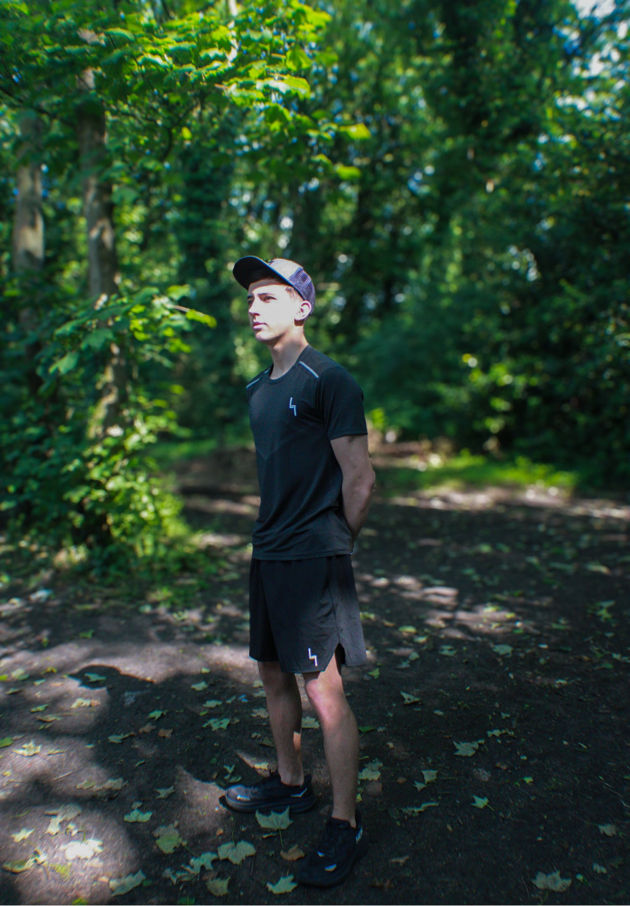 PERFORMANCE TEE GREY