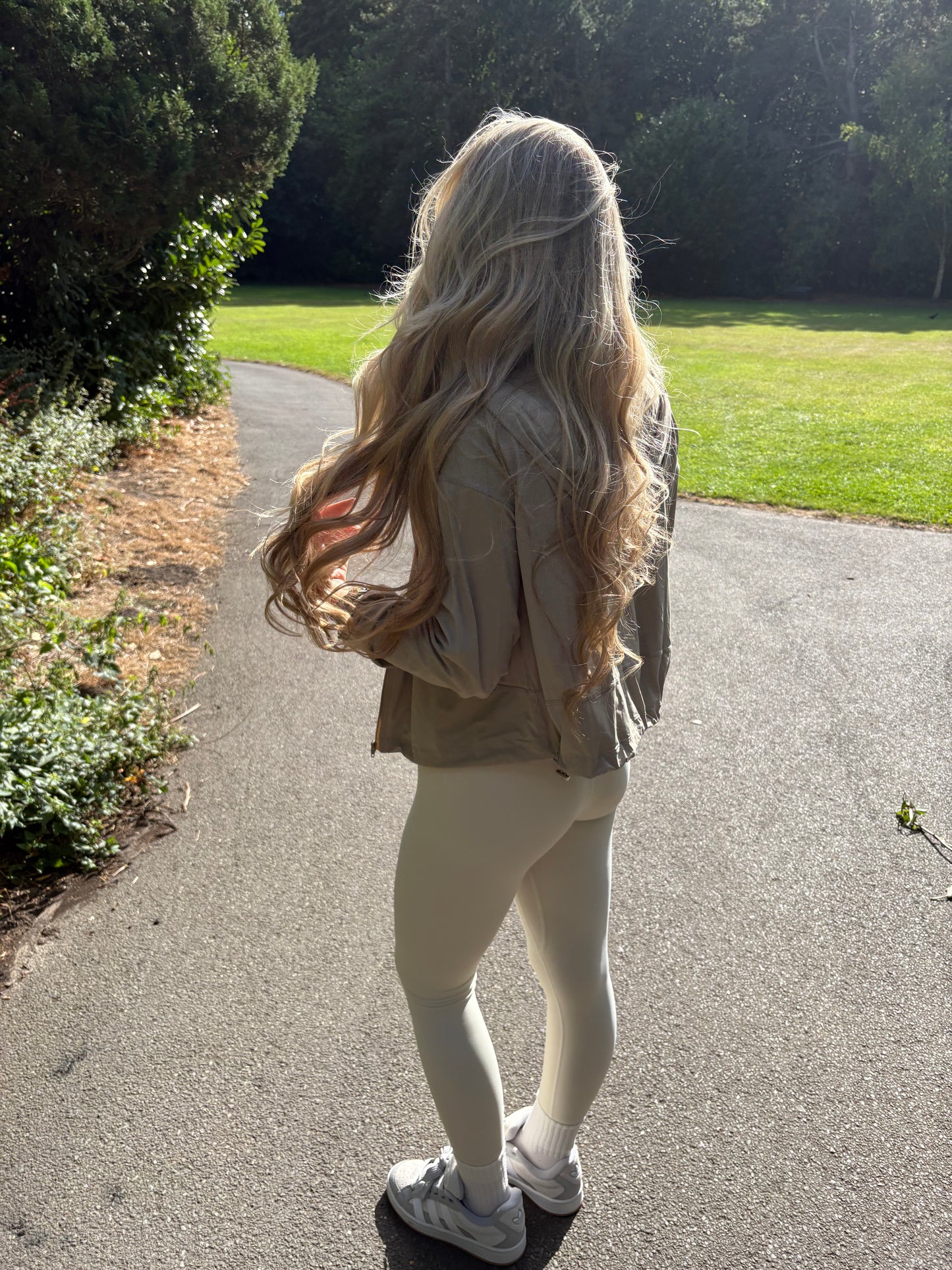 Cream gym set