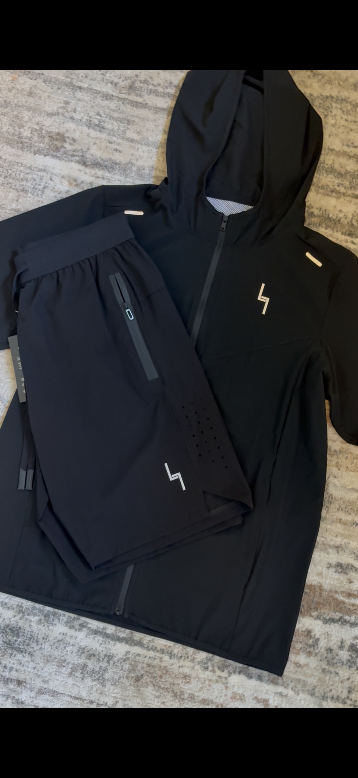 MENS ULTRA JACKET BLACK (restocked)